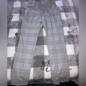 3 item bundle for $15 - H&M size small plaid dress joggers new with tags